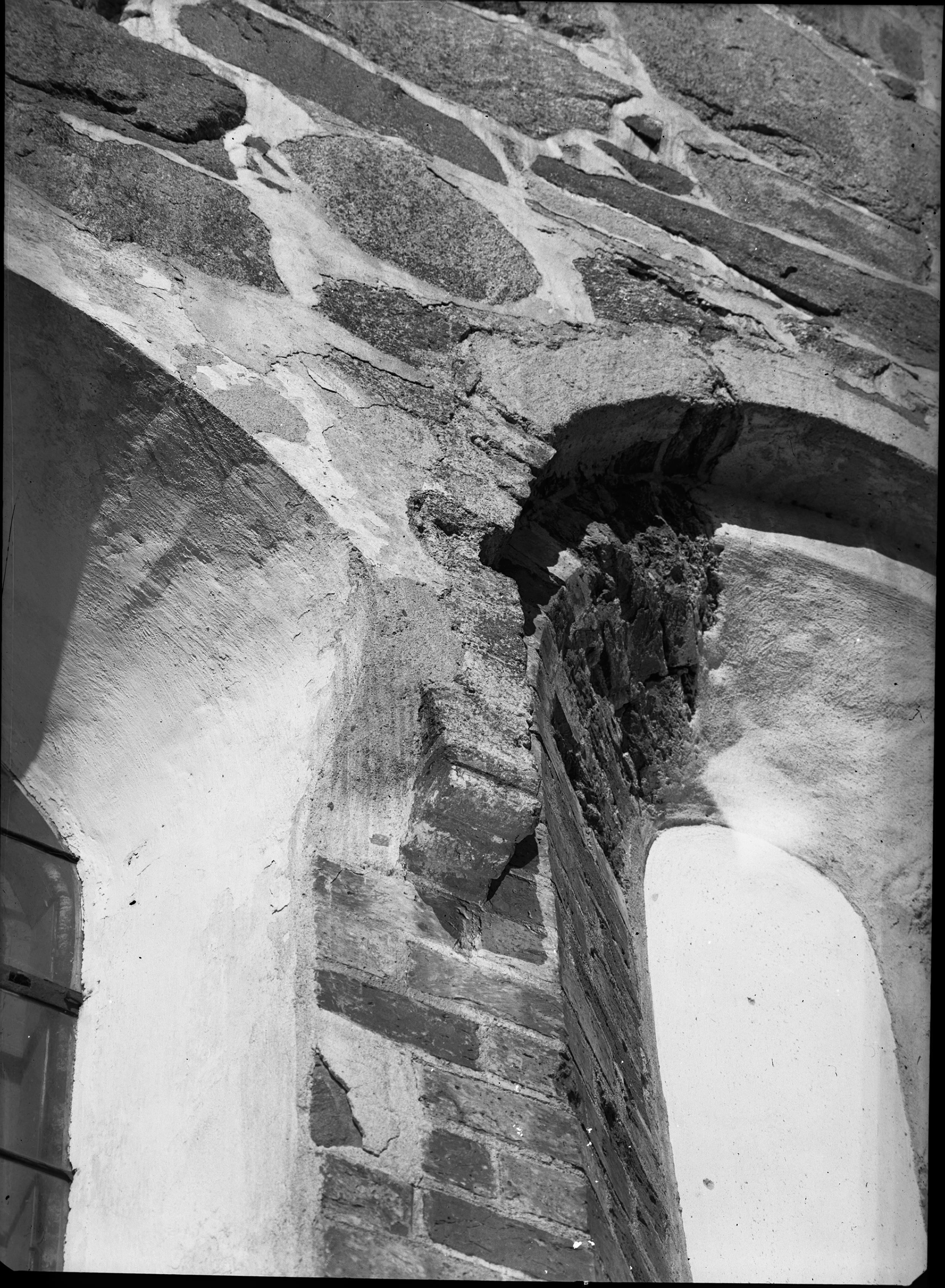 Iwar Anderson, Frötuna kyrka