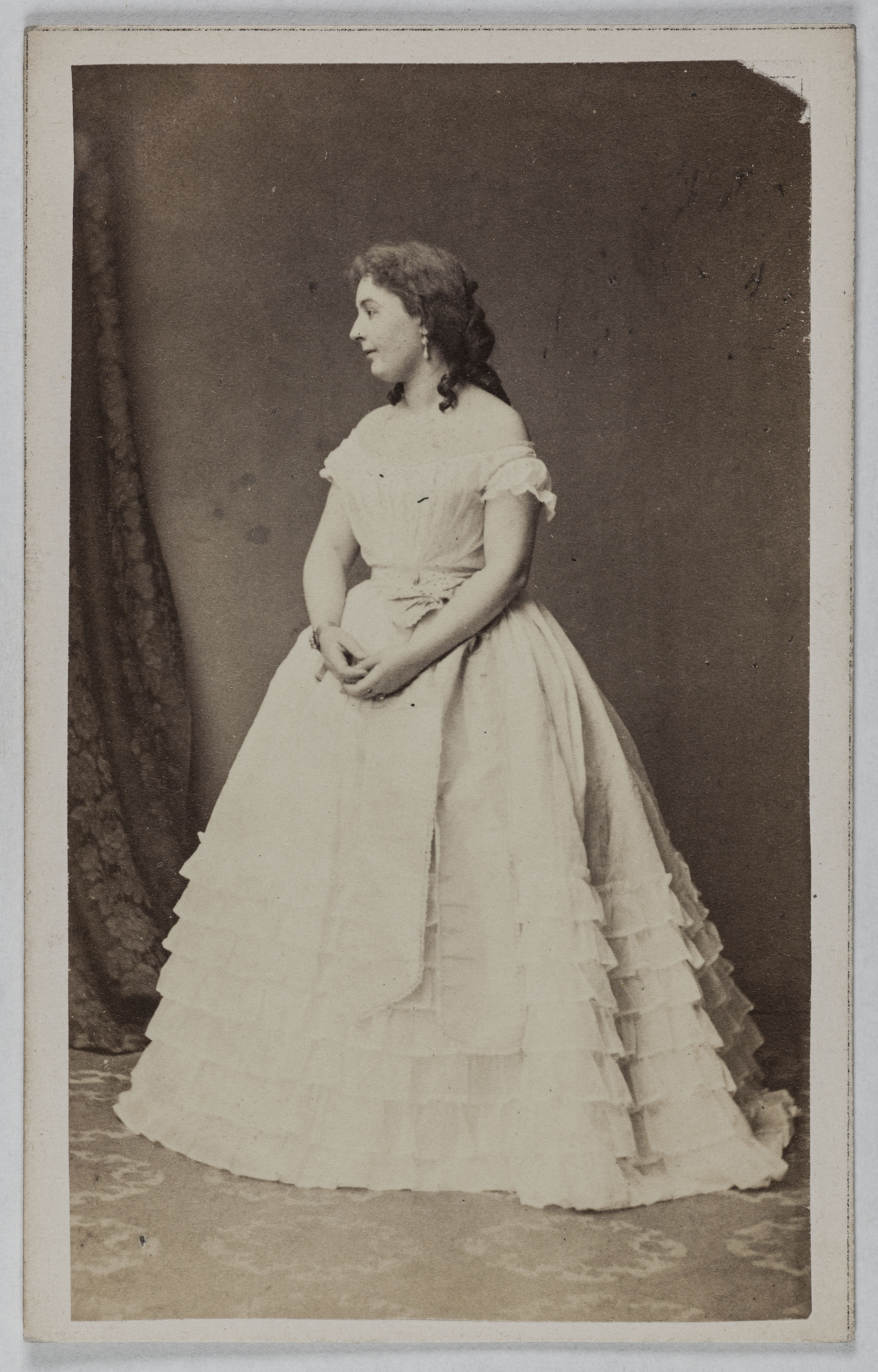 Ulric Grob, Portrait de Marie Garnier (chanteuse lyrique ?)