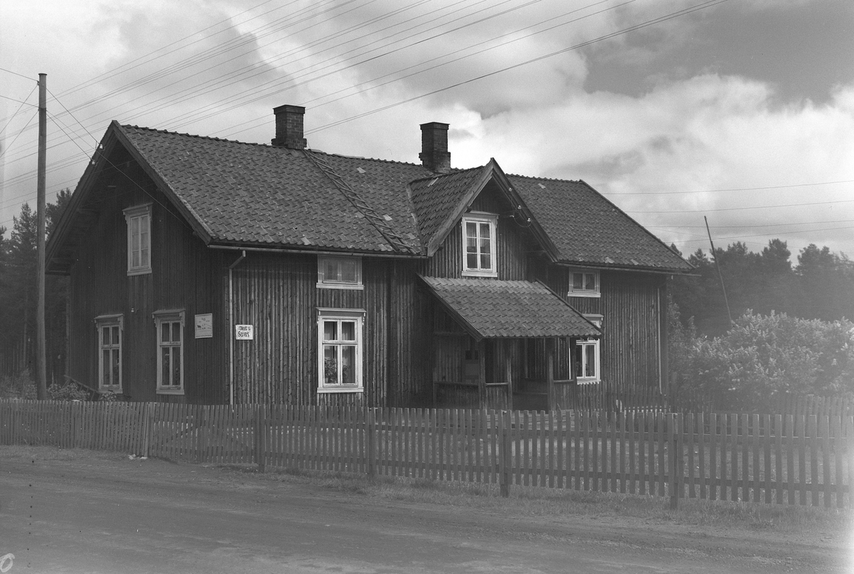 Anno Domkirkeodden, EKSTR: GARDSTUN, HUSUM ØSTRE. Se Løtenboka, bind 2. Bygdeboka fra 1953, side 392
