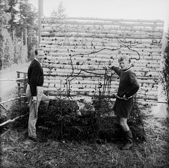 Anders Bogland, Lägret i Sikfors, tre personer.