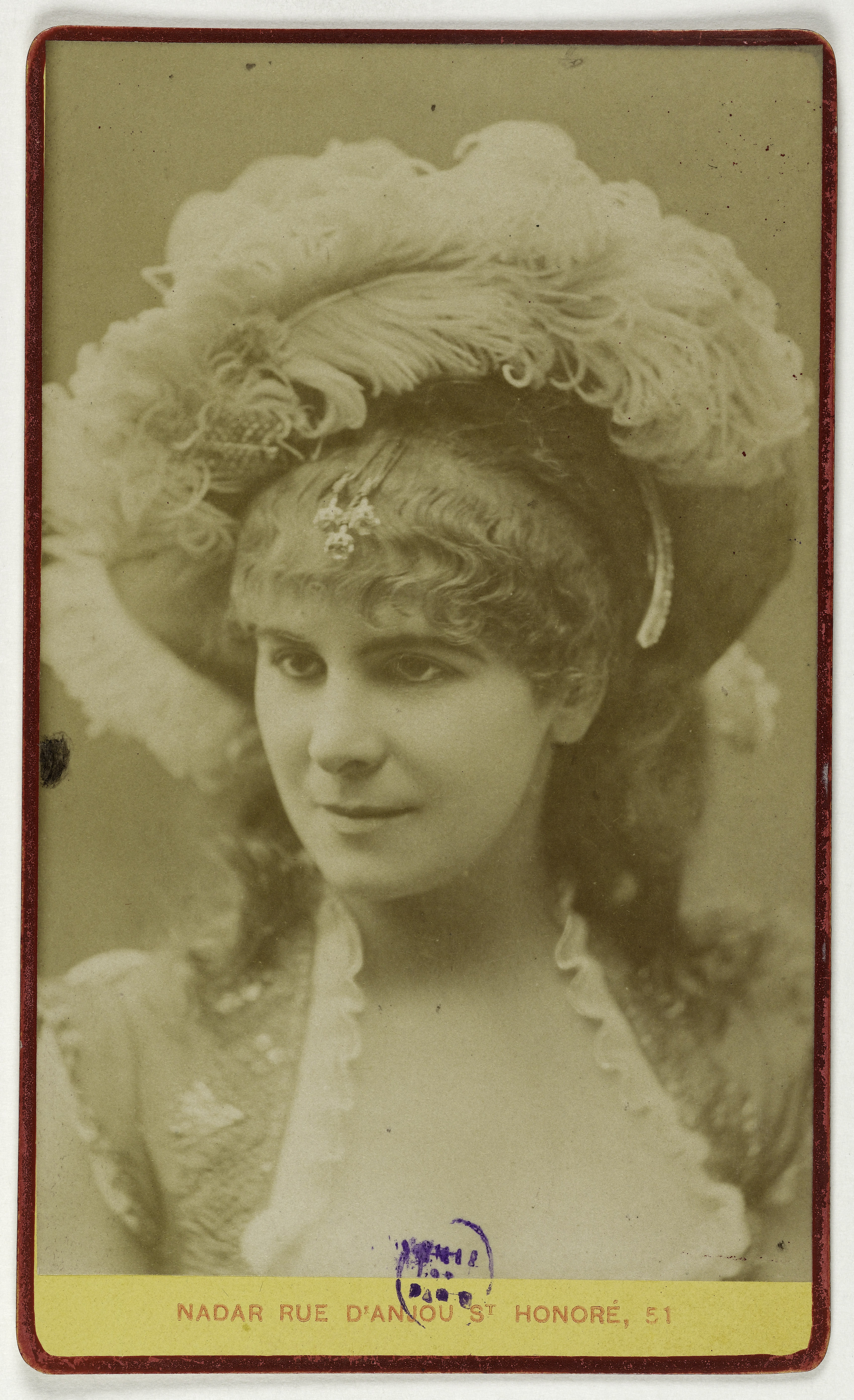 Atelier Nadar, Portrait de Ghinassi ou Ghinassy, (actrice)