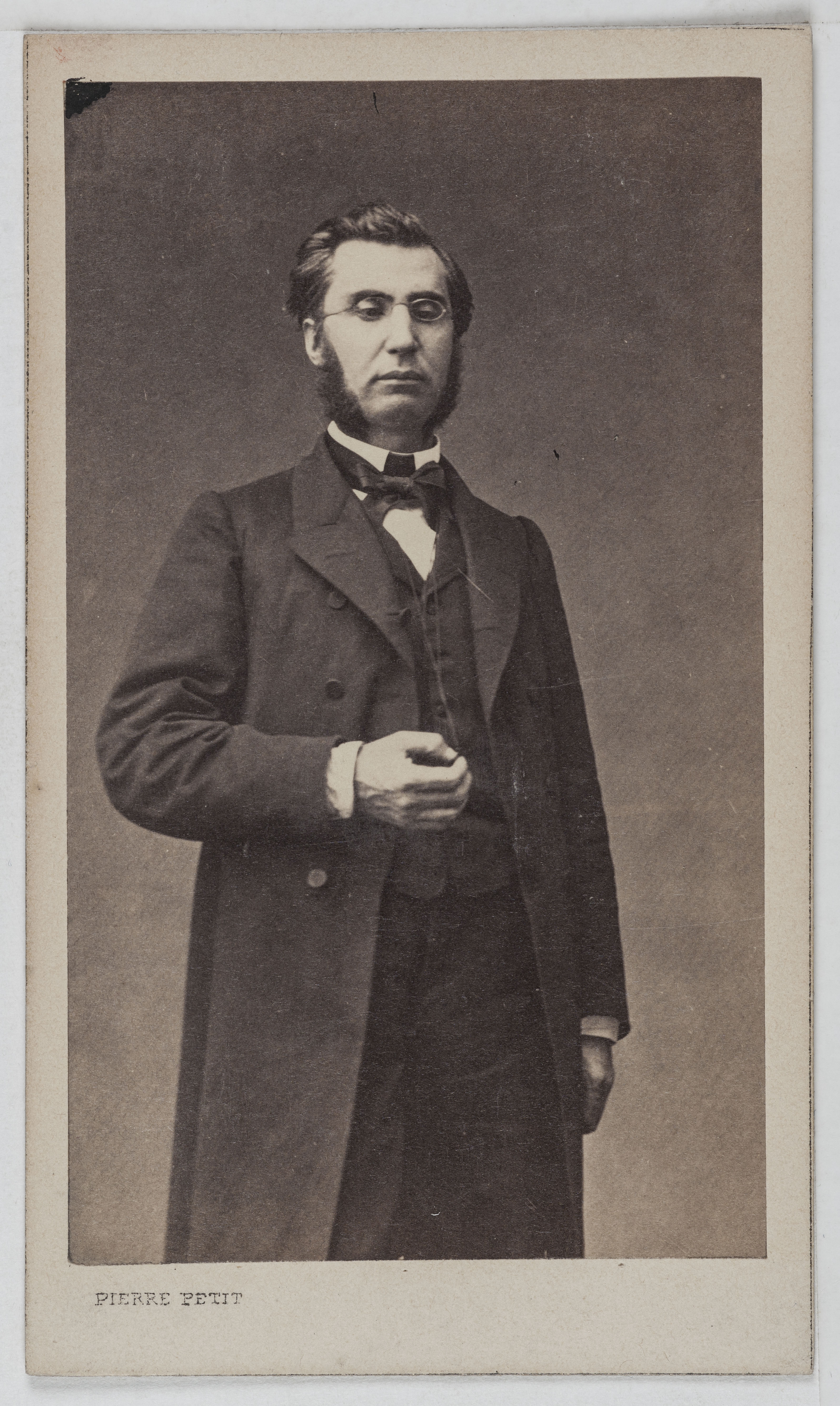 Pierre Petit, Portrait d'Emile Ollivier (1825-1913), avocat, homme politique et écrivain.