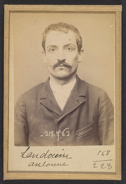 Alphonse Bertillon, Landoin. Antoine, Eugène. 33 ans, né le 16/11/60 à Quincie (Rhône). Comptable. Anarchiste. 16/3/94.