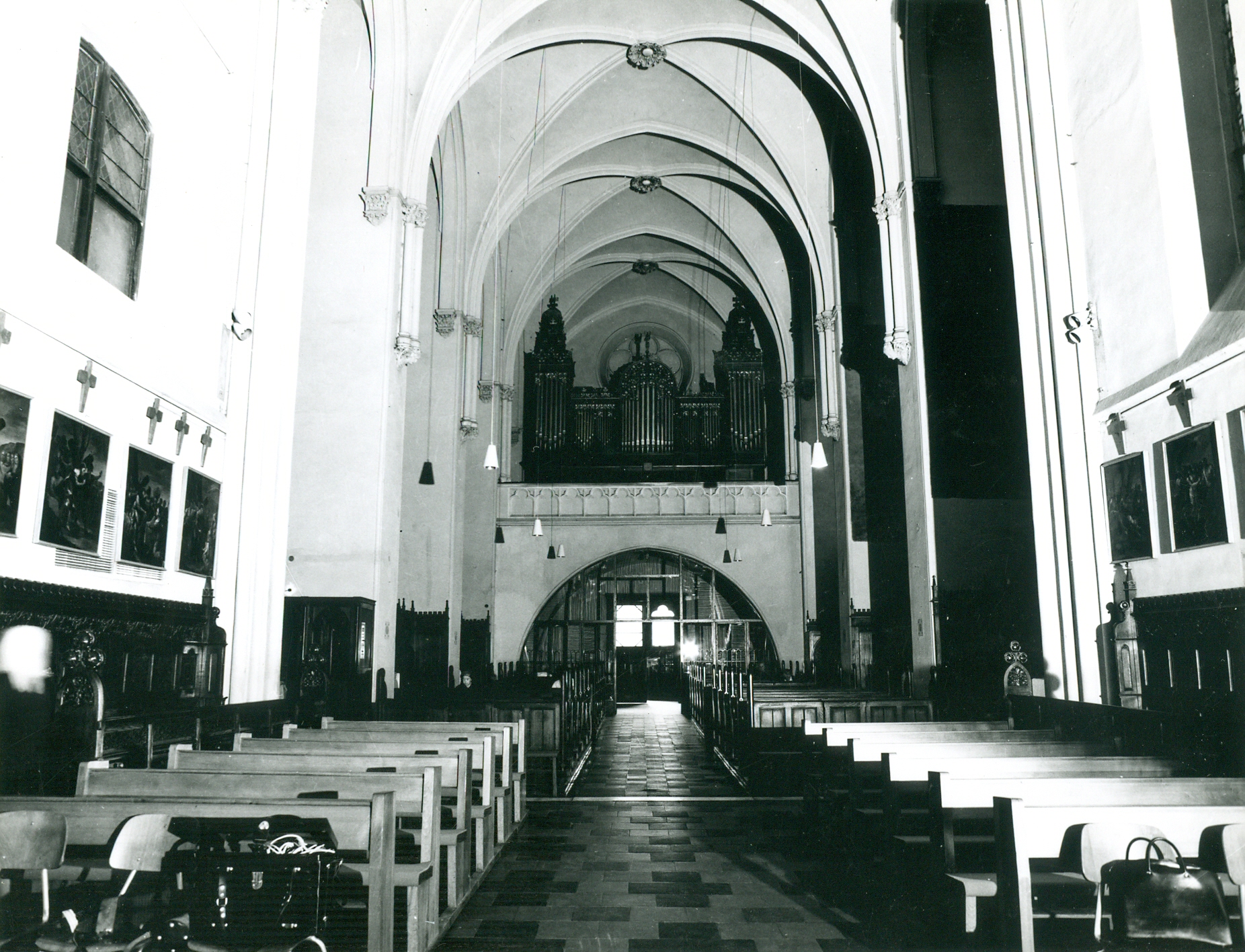 Nino Vranić, Zagreb (Zagreb) - Franjevački samostan, Kaptol - Smještaj u prostoru