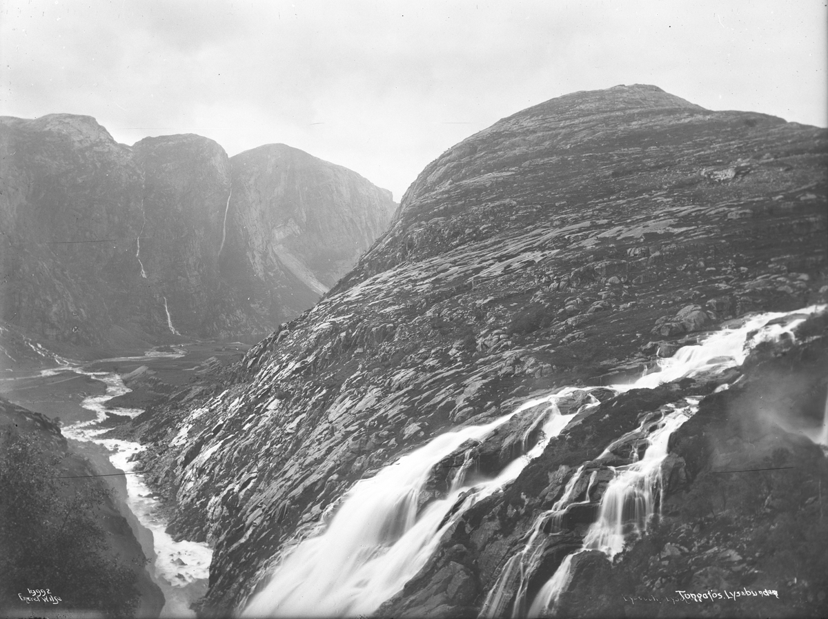 Anders Beer Wilse, Prot: Lysefjorden Lysebotn med foss