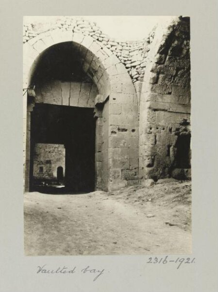 K.A.C. Creswell, Vaulted bay in Bab Antakiya, Aleppo