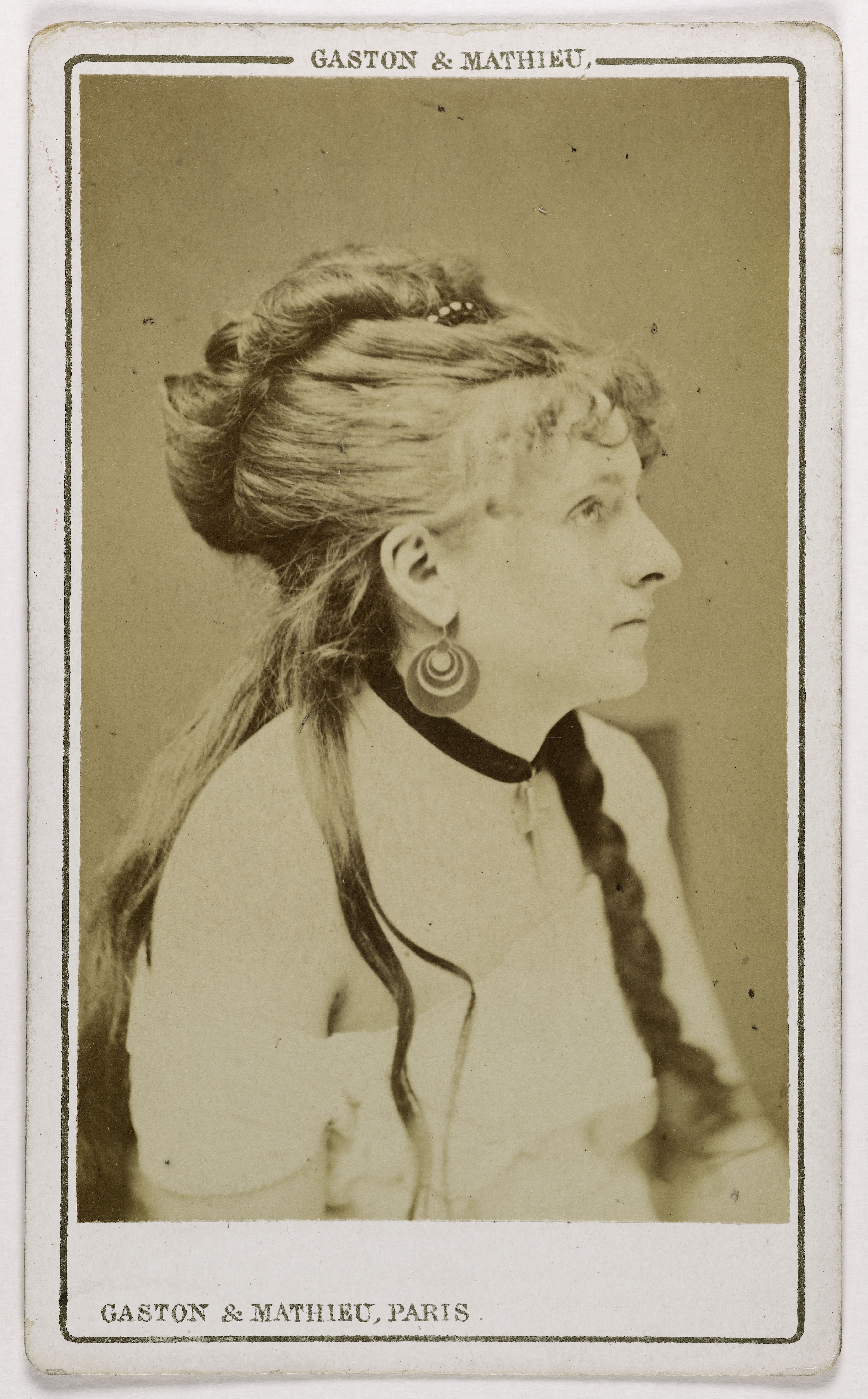 Gaston & Mathieu, Portrait de Blanche (actrice)