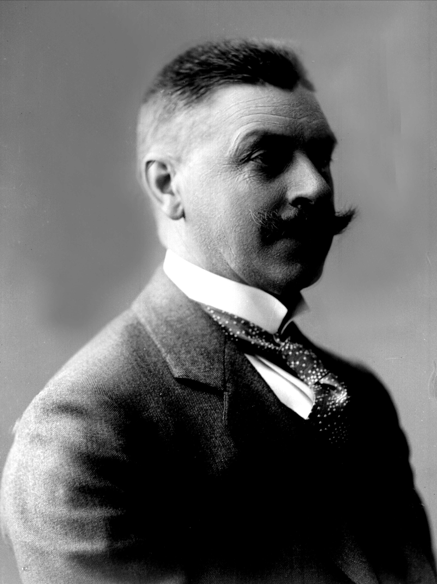 Gustav Borgen, NFB.04890
