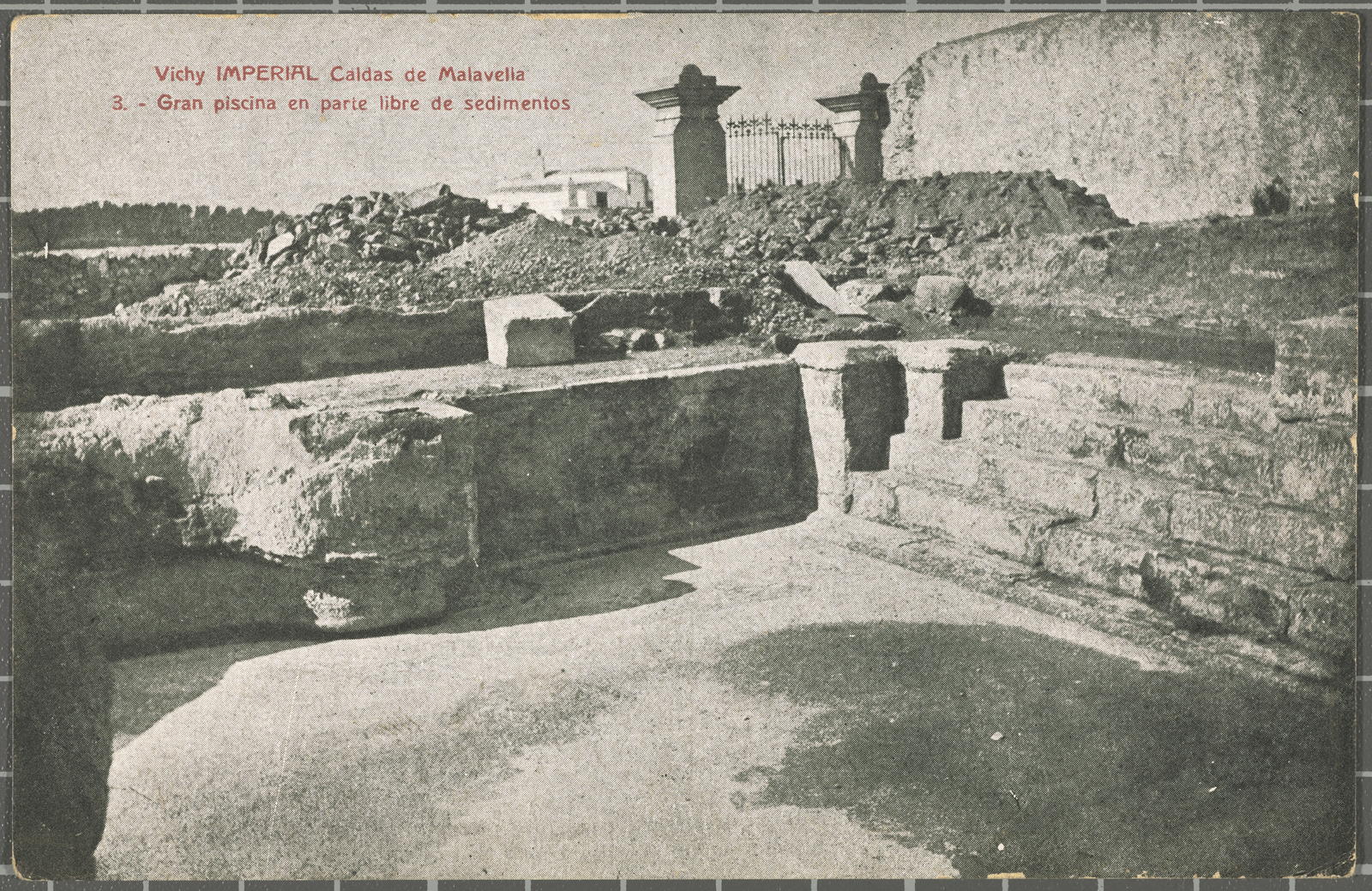 Desconegut, Vichy IMPERIAL Caldas de Malavella 3. - Gran piscina en parte libre de sedimentos