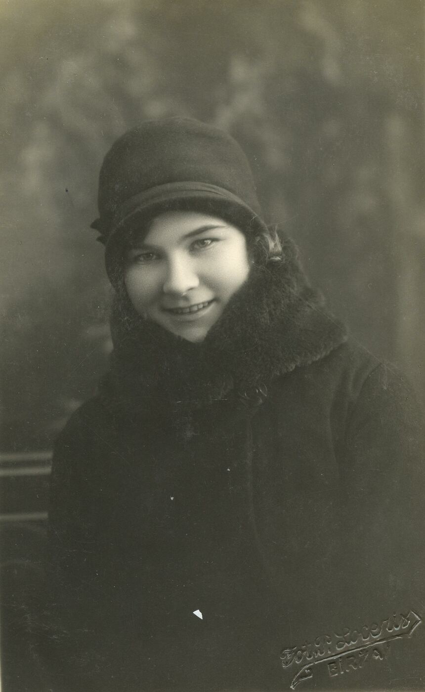 Petras Ločeris, Nina Radzivonienė (Januševičiūtė)