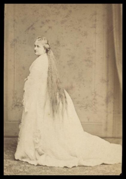 London Stereoscopic and Photographic Company, Guy Little Theatrical Photograph