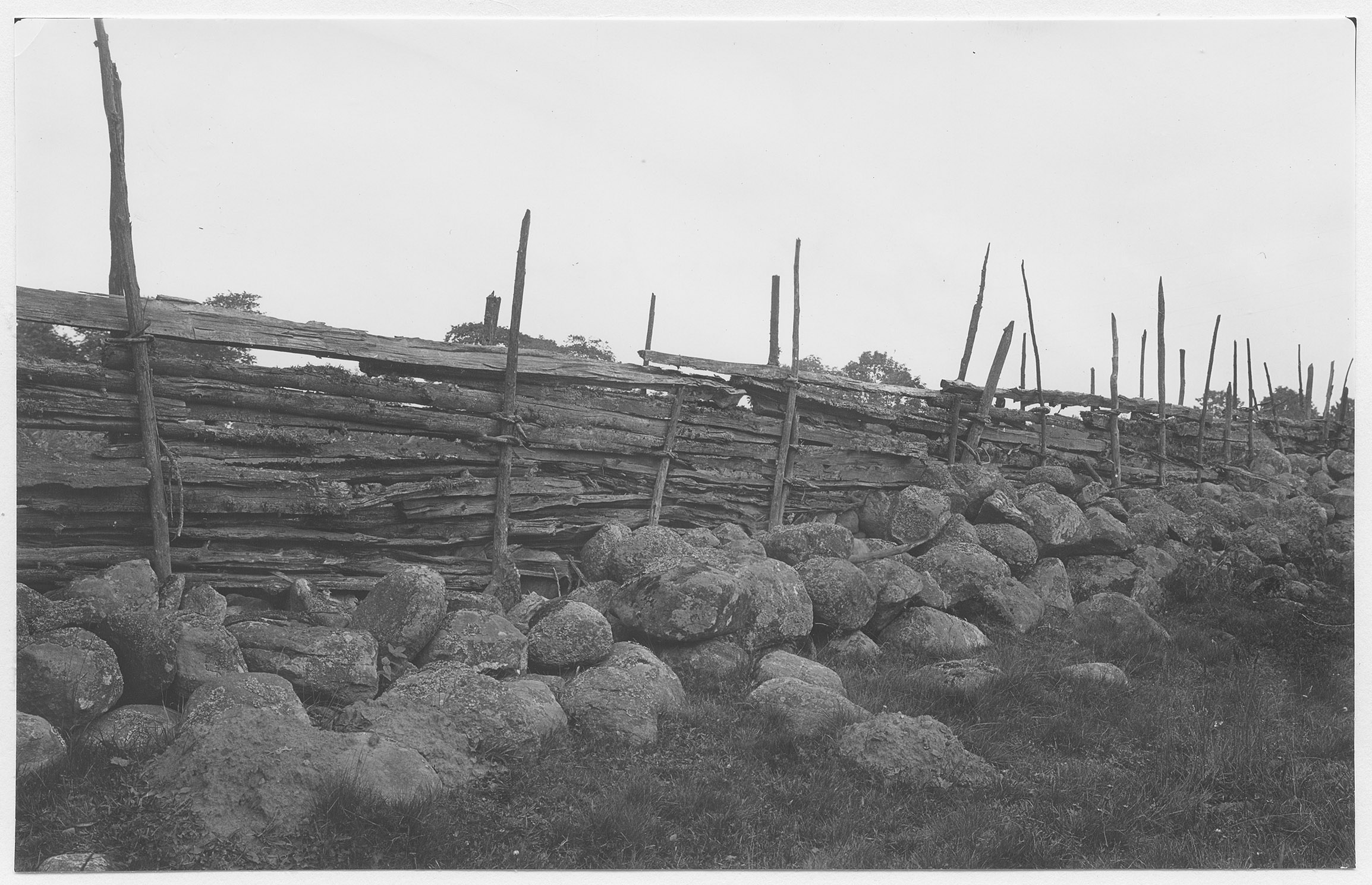 Mårten Sjöbeck, Varnhems socken, gärdesgård