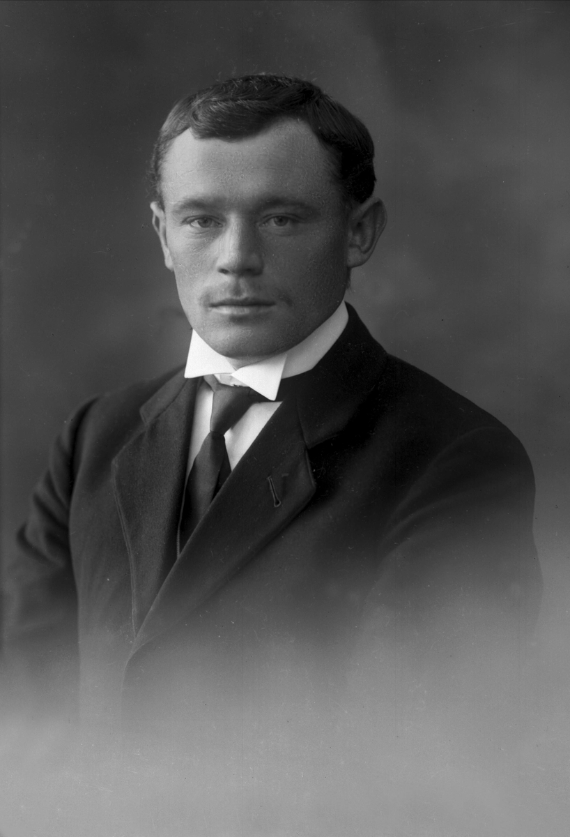 Gustav Borgen, NFB.15102