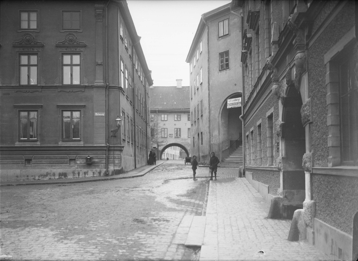 Alfred Dahlgren, Valvgatan från Dombron, Fjärdingen i Uppsala, 1901 - 1902