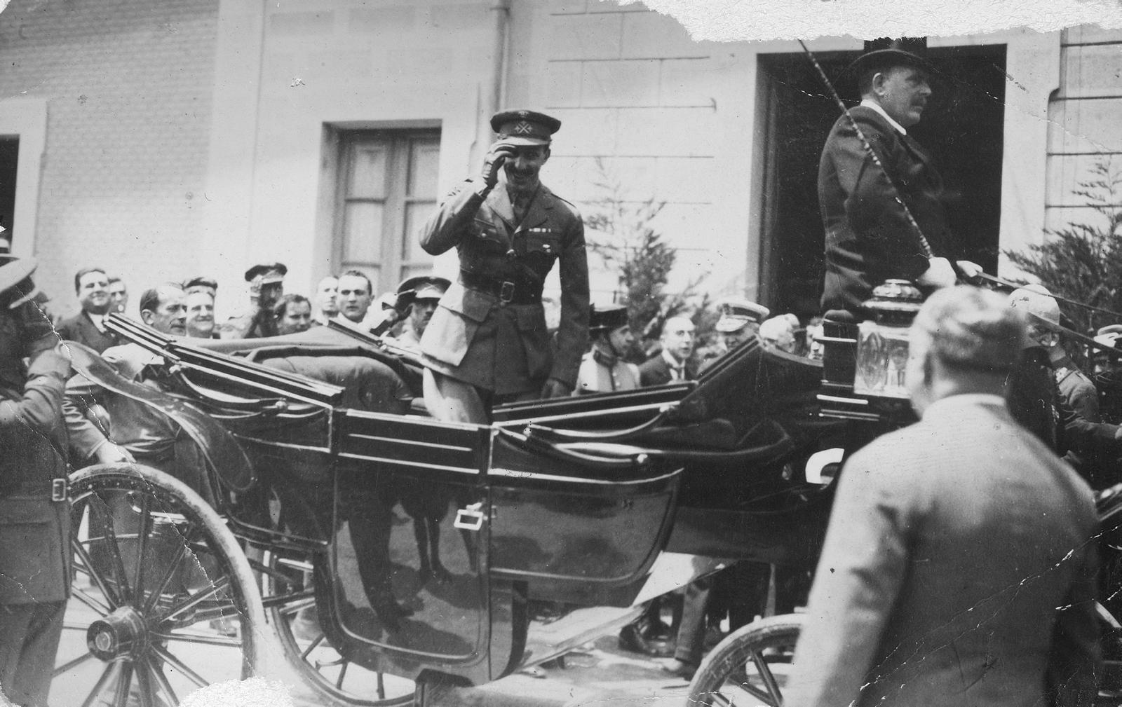 Desconegut, [Visit of Alfonso XII]