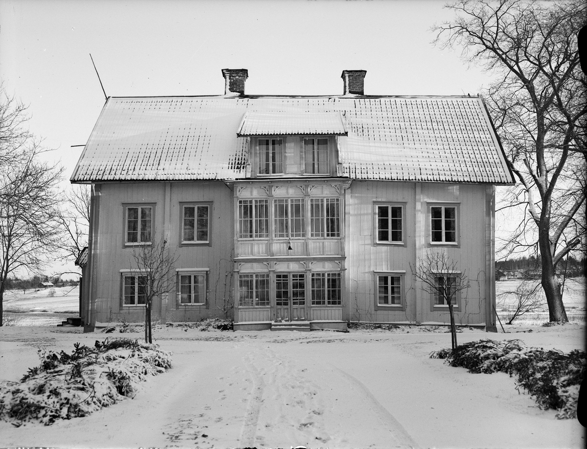 Paul Sandberg, Huvudbyggnaden på Fyrisvalls gård