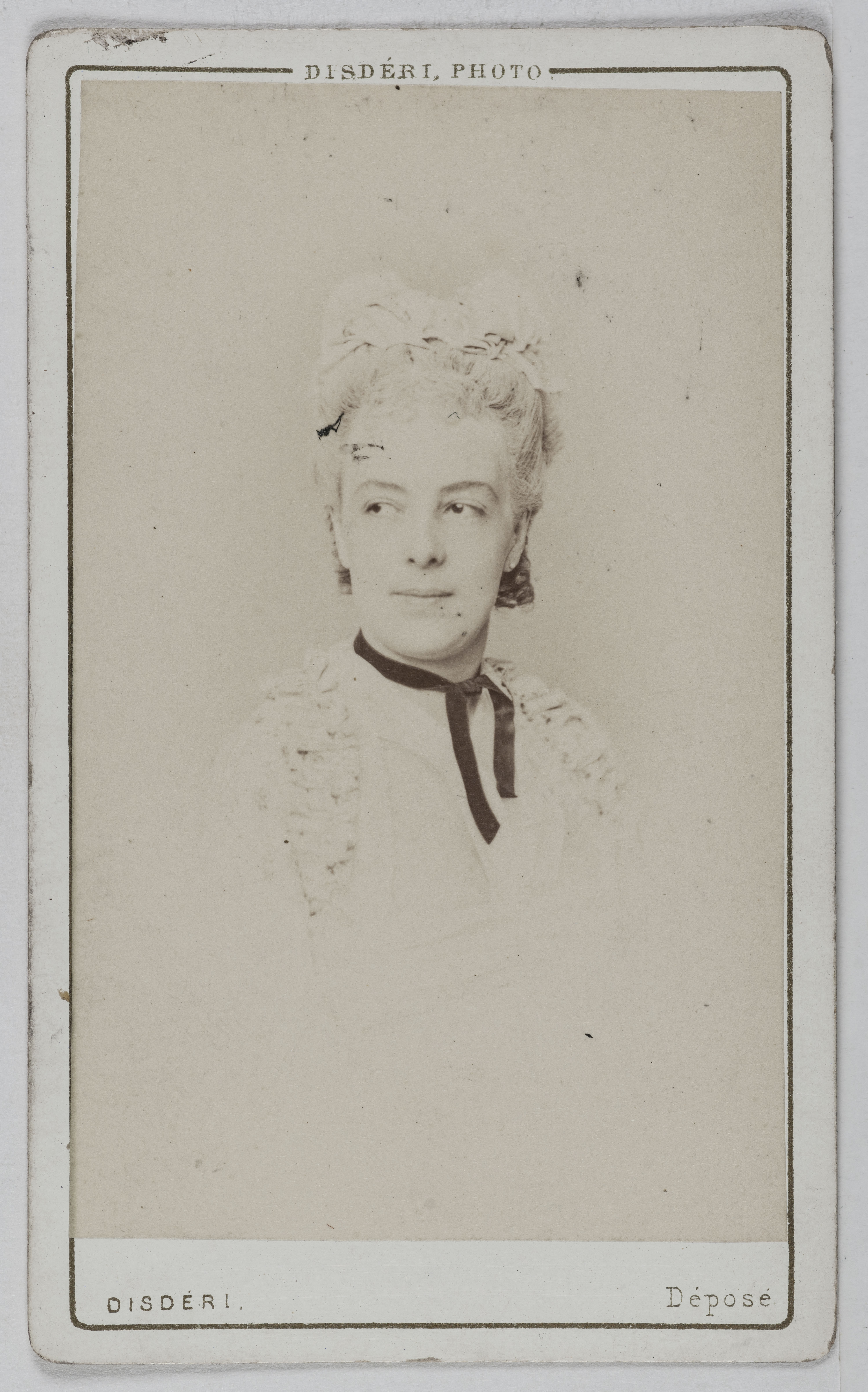 André-Adolphe-Eugène Disdéri, Portrait de Lloyd Marie, (Marie Emilie Jolly, dite), (ép. Georges Vibert), (1842-1897), (actrice)