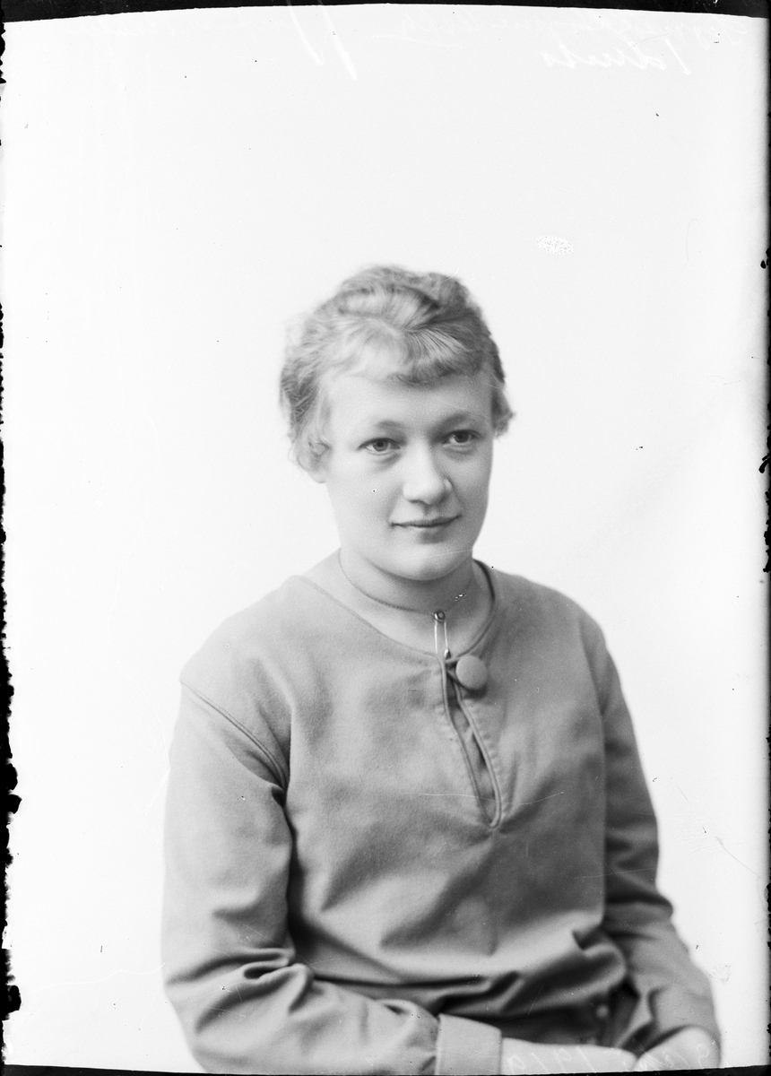 Skötsner-Edhlund, Sigrid Logren of Östhammar, Uppland 1919