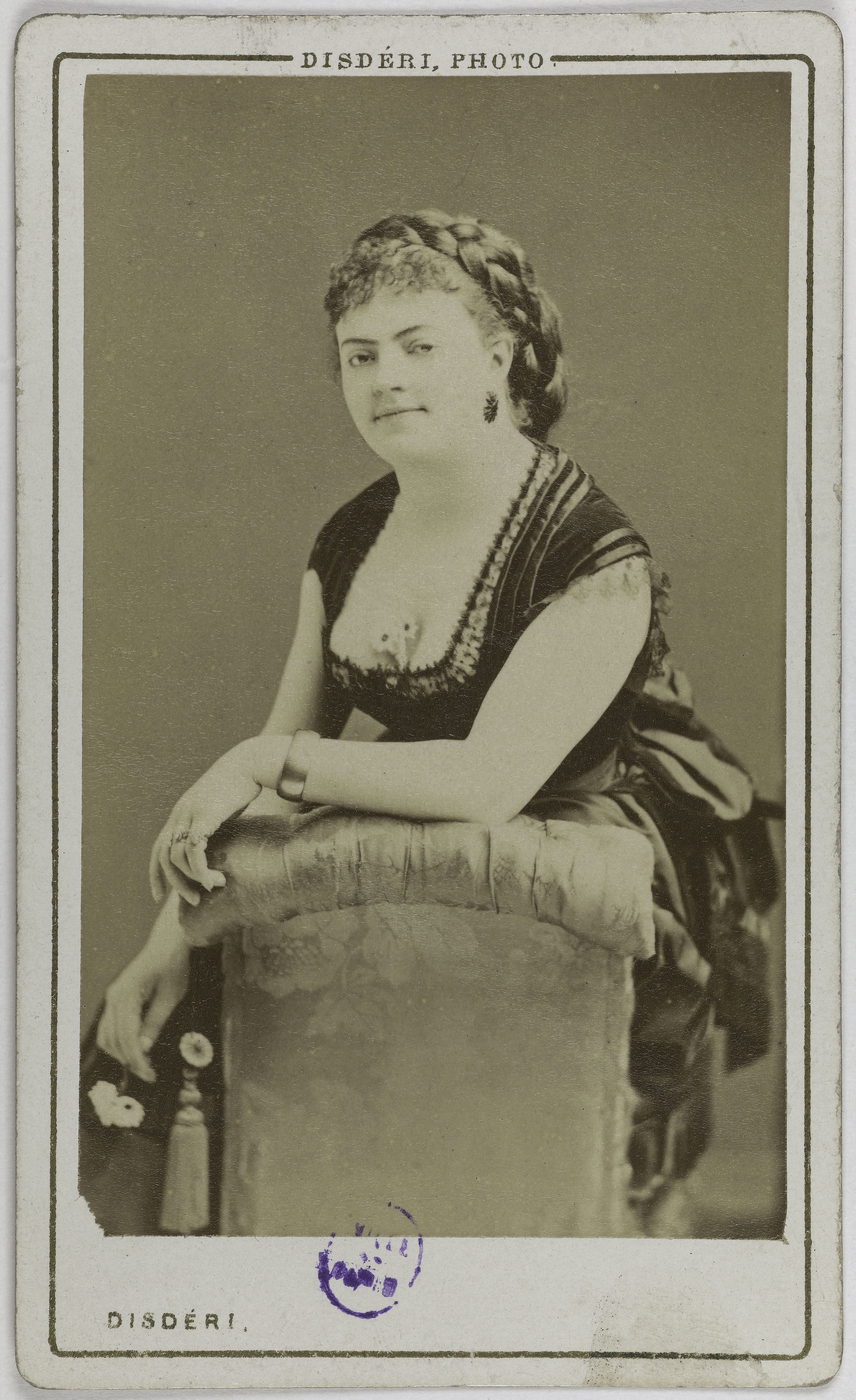 André-Adolphe-Eugène Disdéri, Portrait de Perier ou Perrier, (Marie Amélie Petit, dit), (1842-1909), (actrice)
