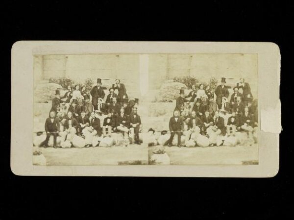 Unknown, Stereoscopic group portrait