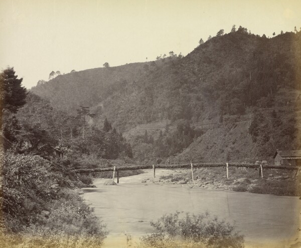 Felice Beato, Mayonashi, View looking up River