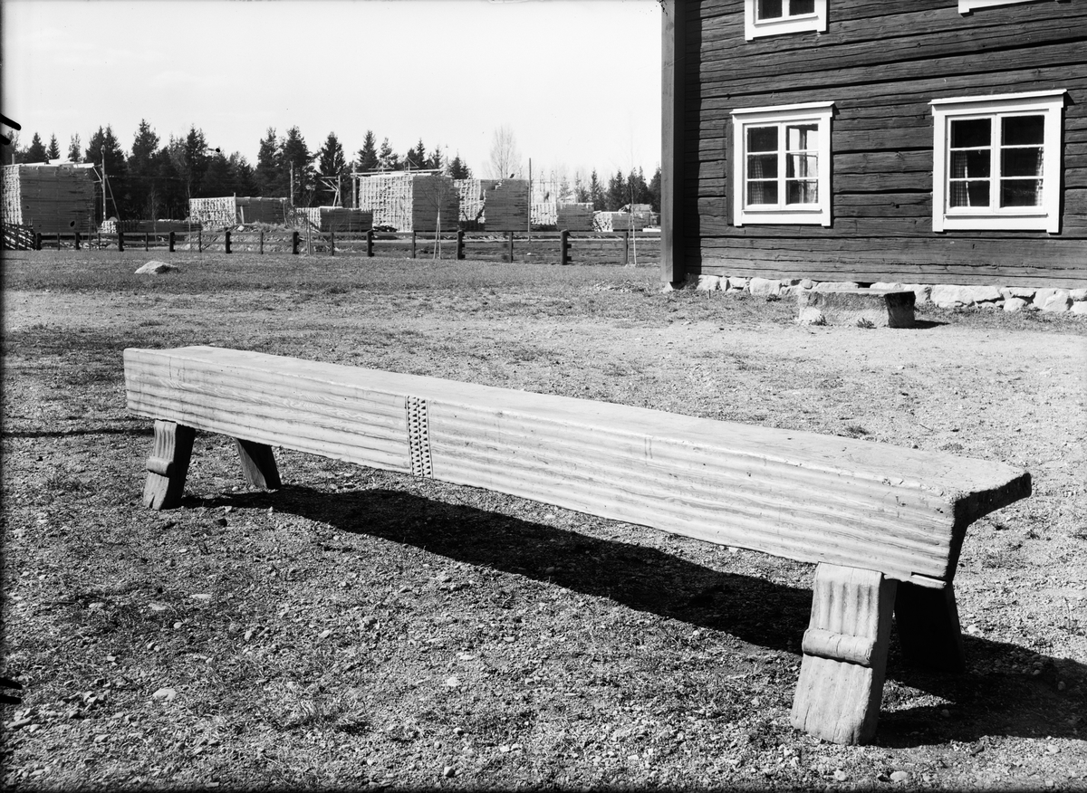 Paul Sandberg, Decorated bench at Tierp’s homestead, Tierp, Uppland 1936