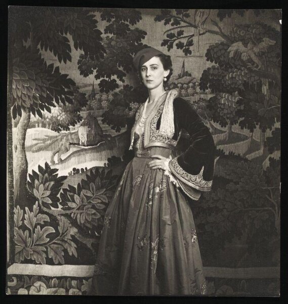 Beaton, Cecil (Sir), Photograph