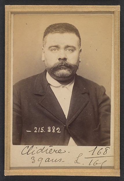 Alphonse Bertillon, Clidière. François. 39 ans, né le 3/2/55 à Miales (Dordogne). Tailleur d'habits. Anarchiste. 9/3/94.