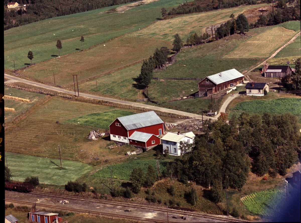 Widerøes Flyveselskap A/S, Gårdsbruk (Stortorhaugen).