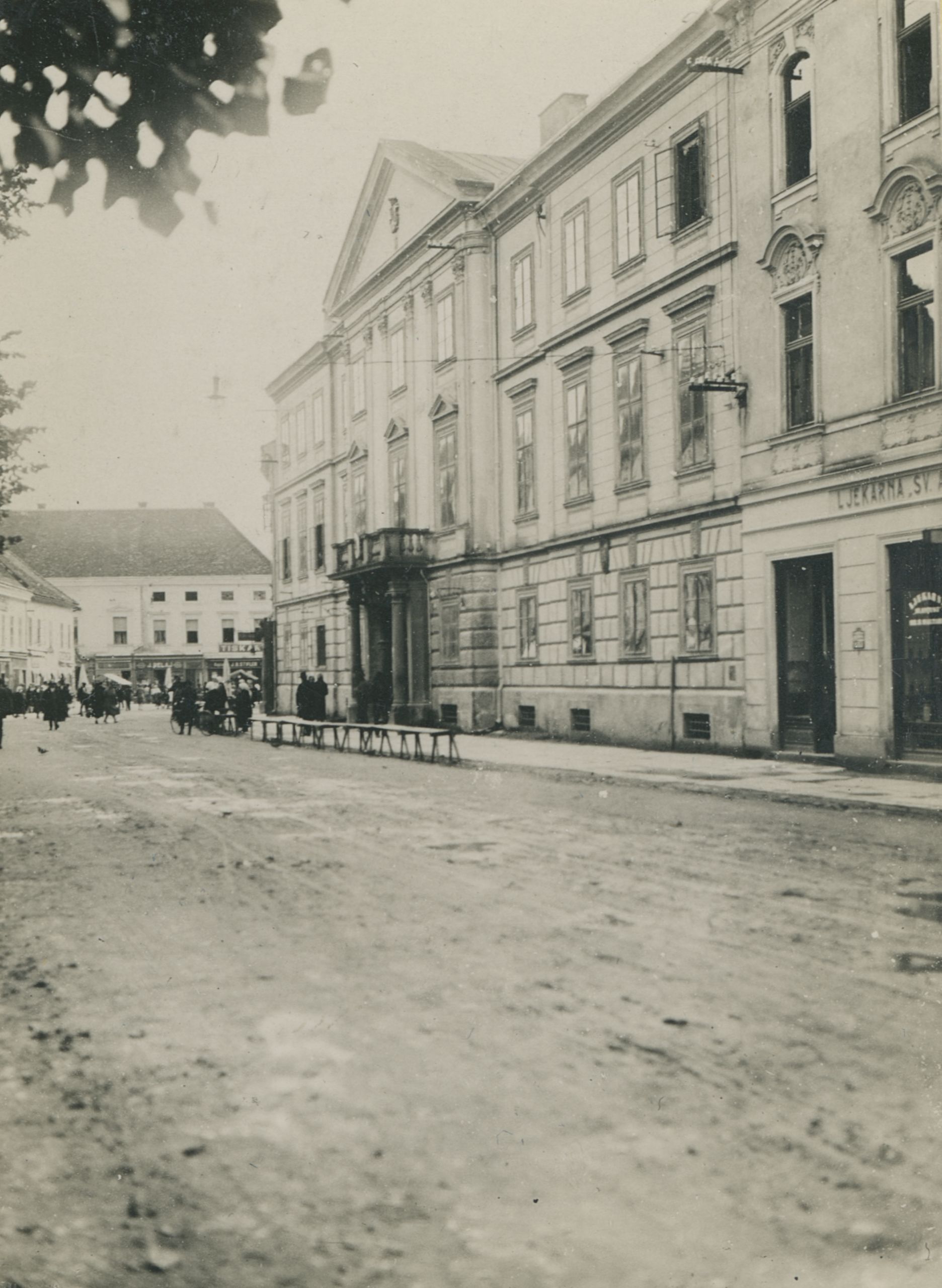 neutvrđen autor, Varaždin - Županijska palača, pročelje