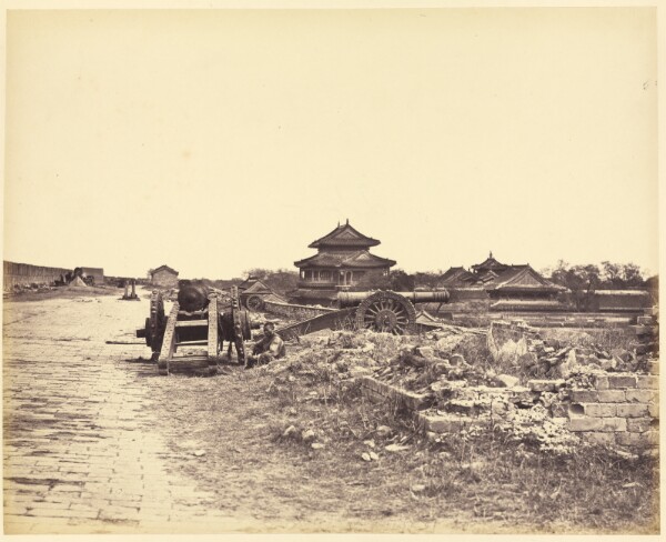 Felice Beato, Top of the Wall of Peking
