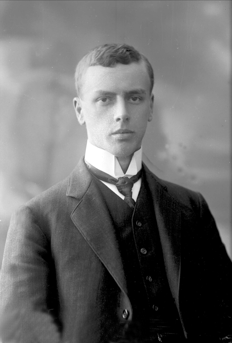 Gustav Borgen, NFB.09476