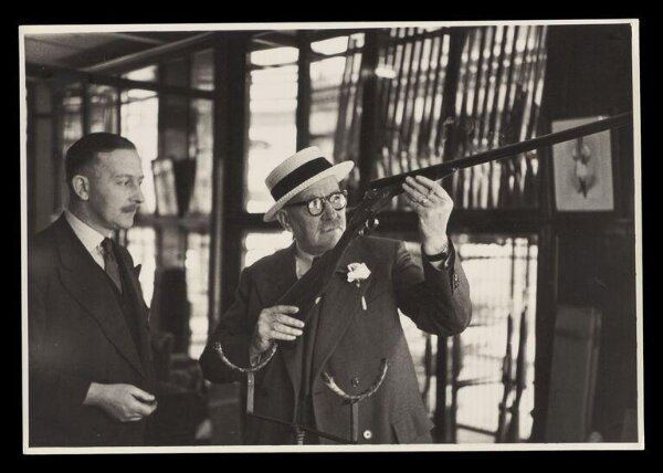 Hardy, Bert, Piccadilly Parade