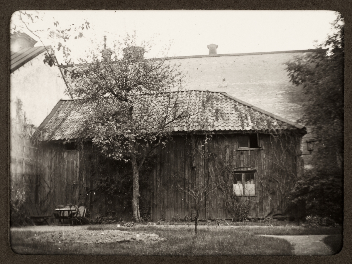 August Fredrik Schagerström, "Upsala. Gammelgården Drottninggatan", Uppsala 1929