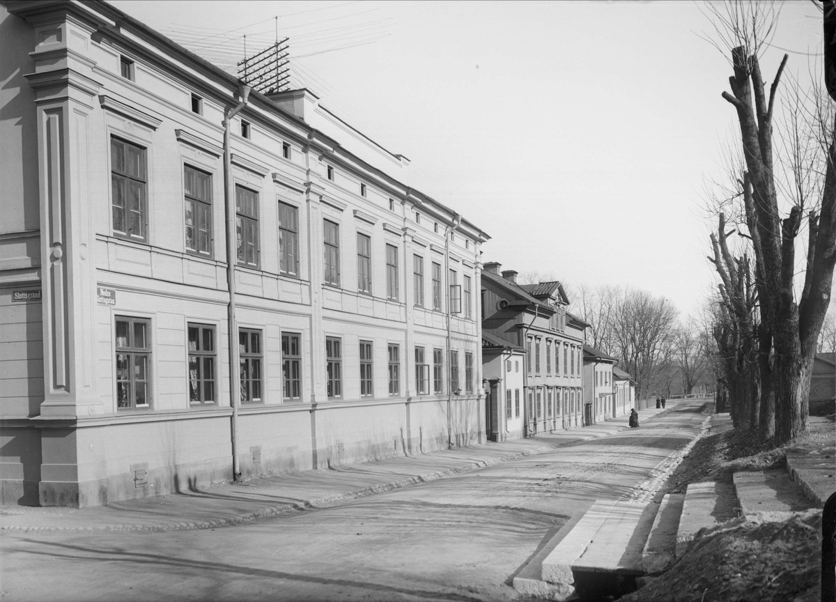 Alfred Dahlgren, Nedre Slottsgatan - Slottsgränd, Fjärdingen, Uppsala 1901 - 1902