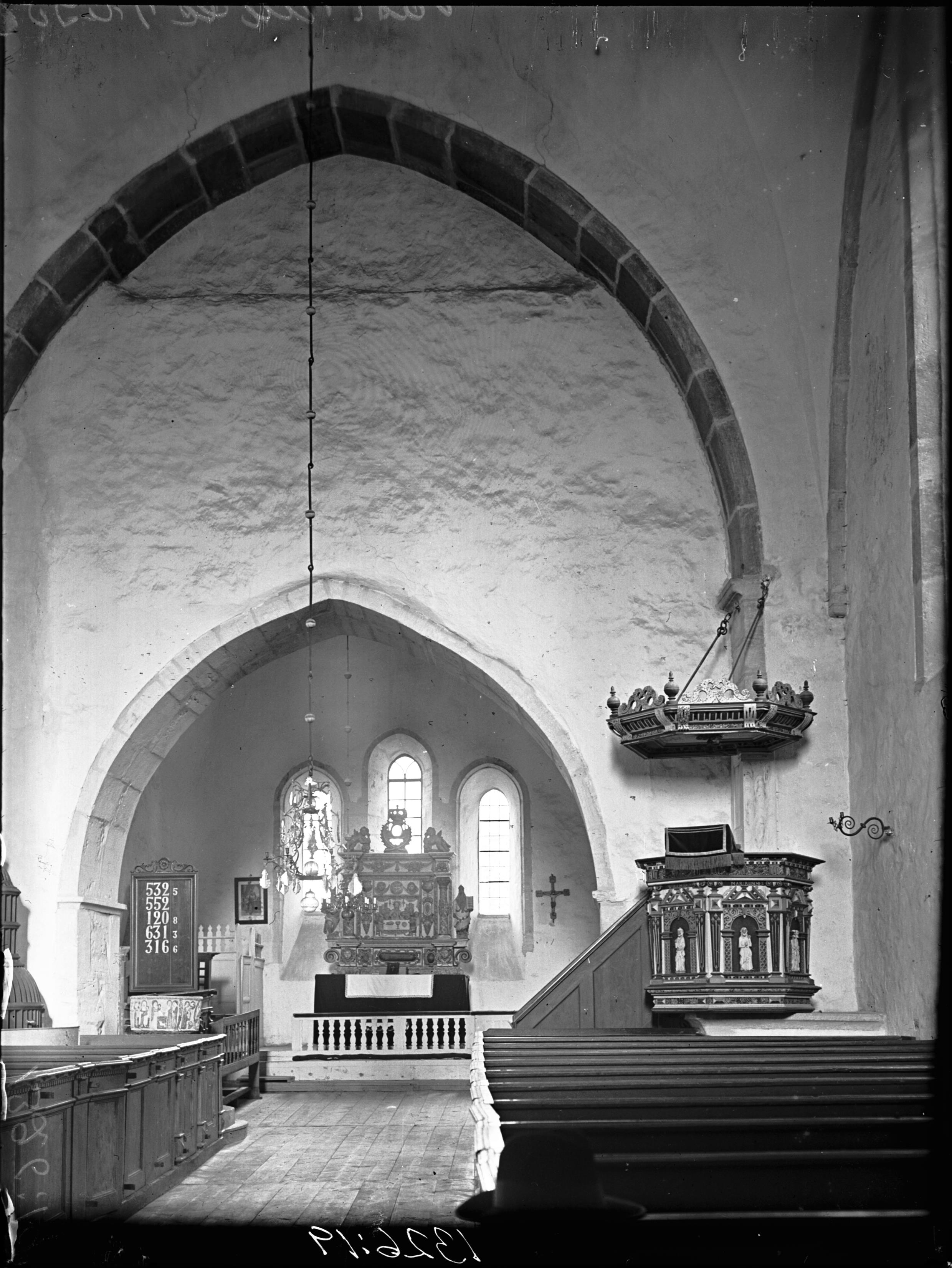 Adolf Niklasson, Väskinde kyrka