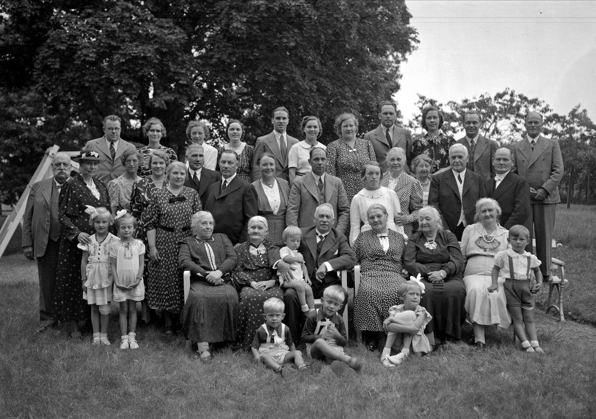 Paul Sandberg, Släktgrupp, Uppland 1939