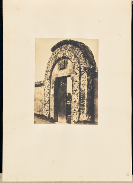 Louis-Alphonse Davanne, [Garden gate]