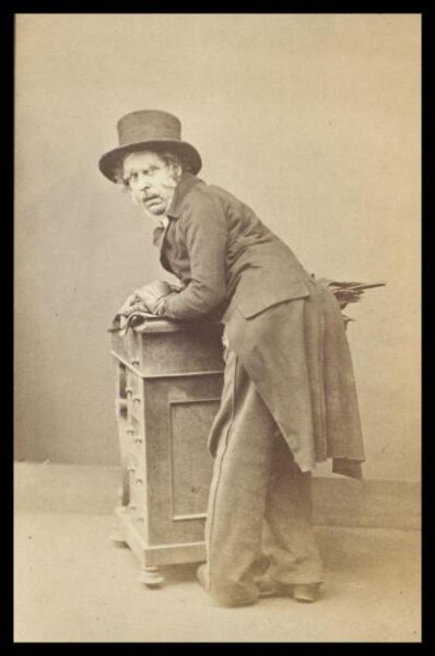 London Stereoscopic and Photographic Company, Guy Little Theatrical Photograph