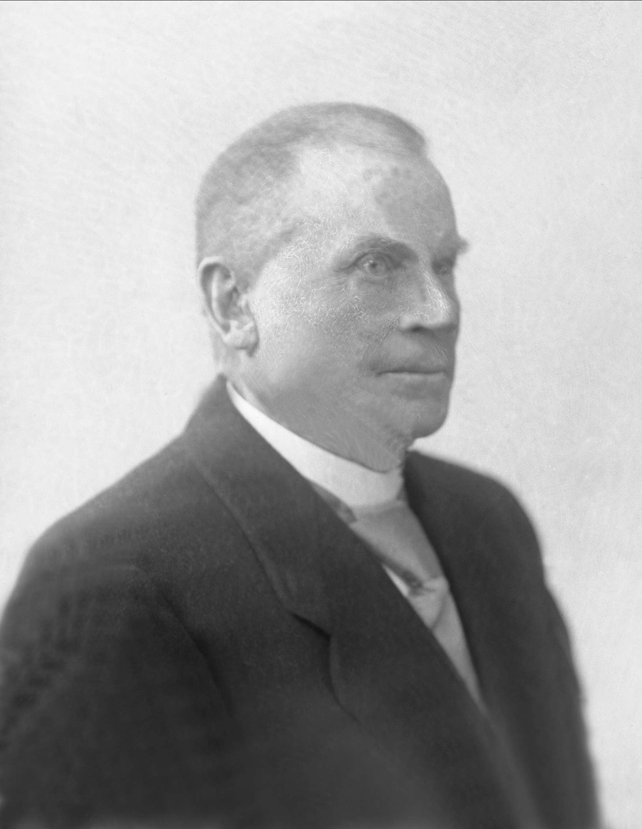 Gustav Borgen, NFB.51960