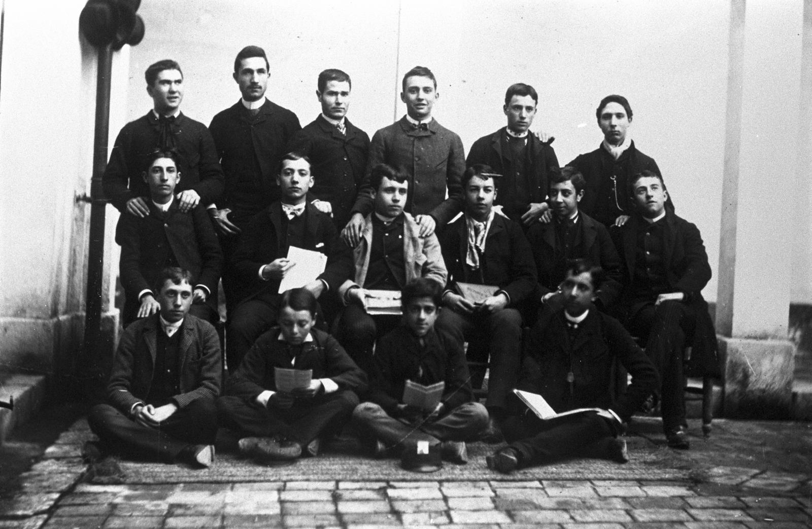 Desconegut, [Retrat a l'Institut Vell]