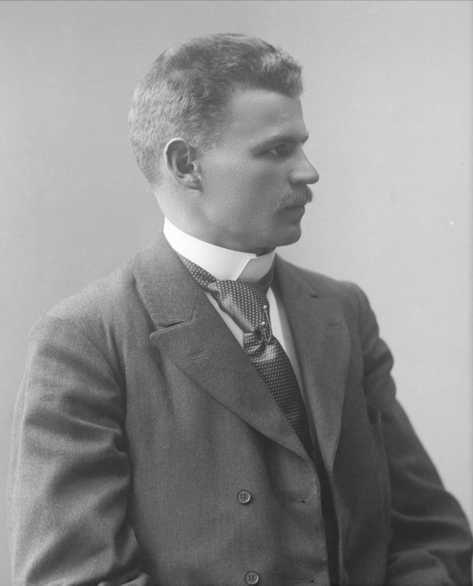 Gustav Borgen, NFB.30289