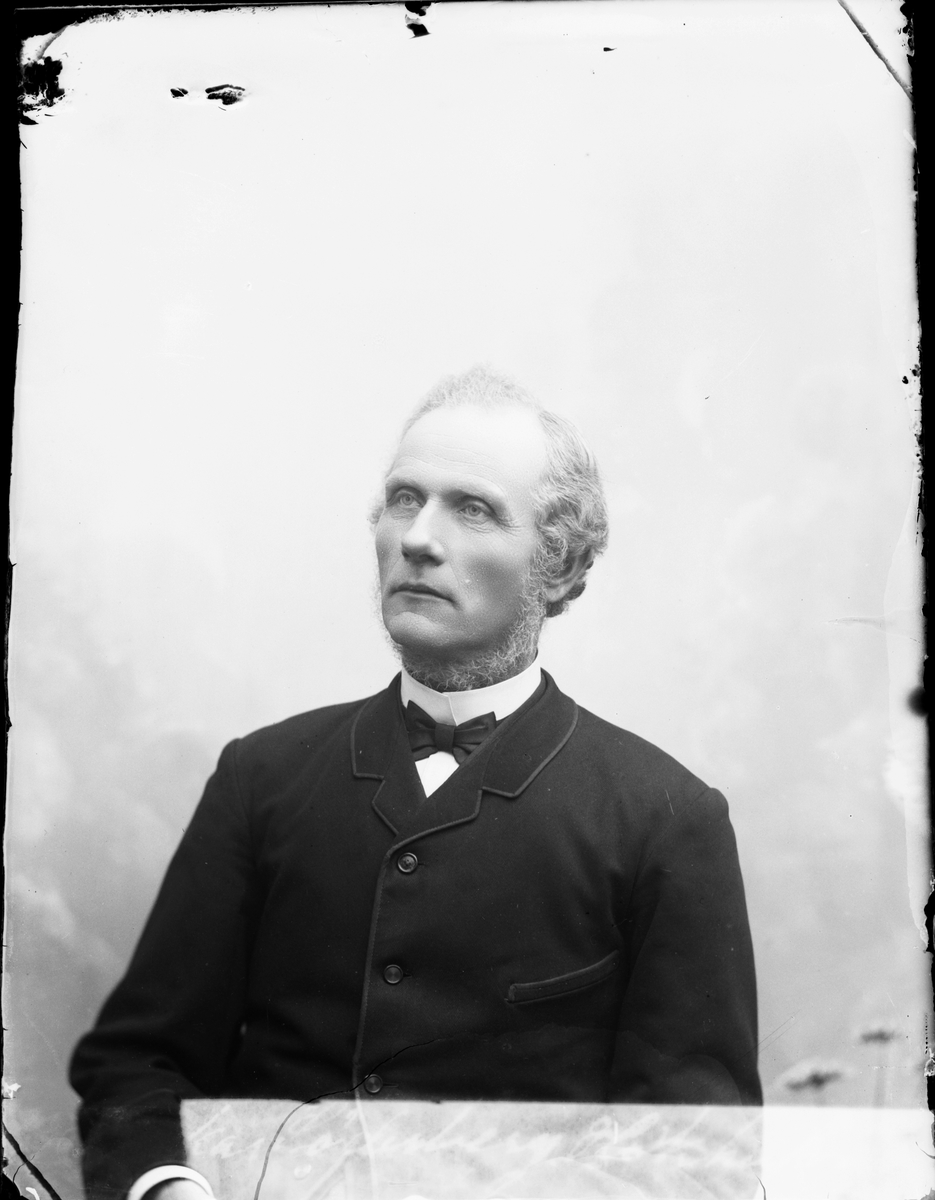 Skötsner-Edhlund, Klockare Oskar Söderberg från Hökhuvud socken, Uppland 1892
