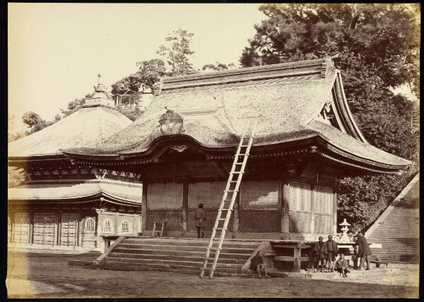 Felice Beato, Kamakura, Temple of Hatchiman