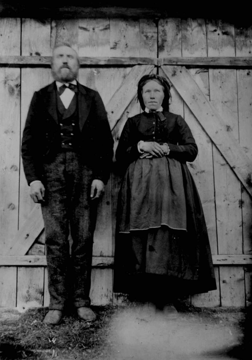 Ukjent, Fra en serie fotografier fra et album som har tilhørt folklorist og professor Moltke Moe (1859-1913), antatt fra 1880-årene med motiver fra Telemark.