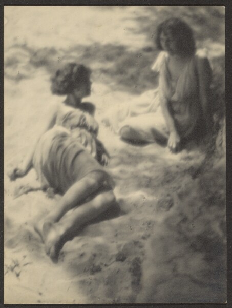 Louis Fleckenstein, [Dancers in Garden, Resting]