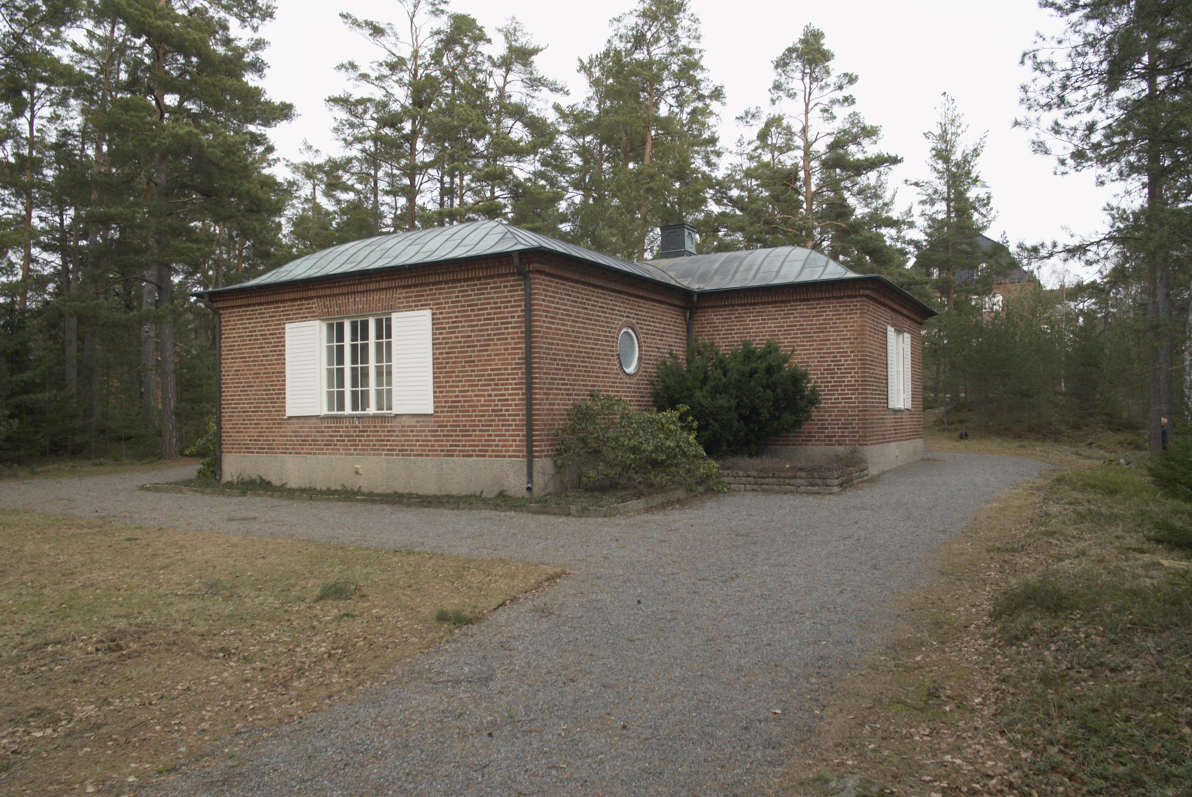 Bengt A Lundberg, Berga slott