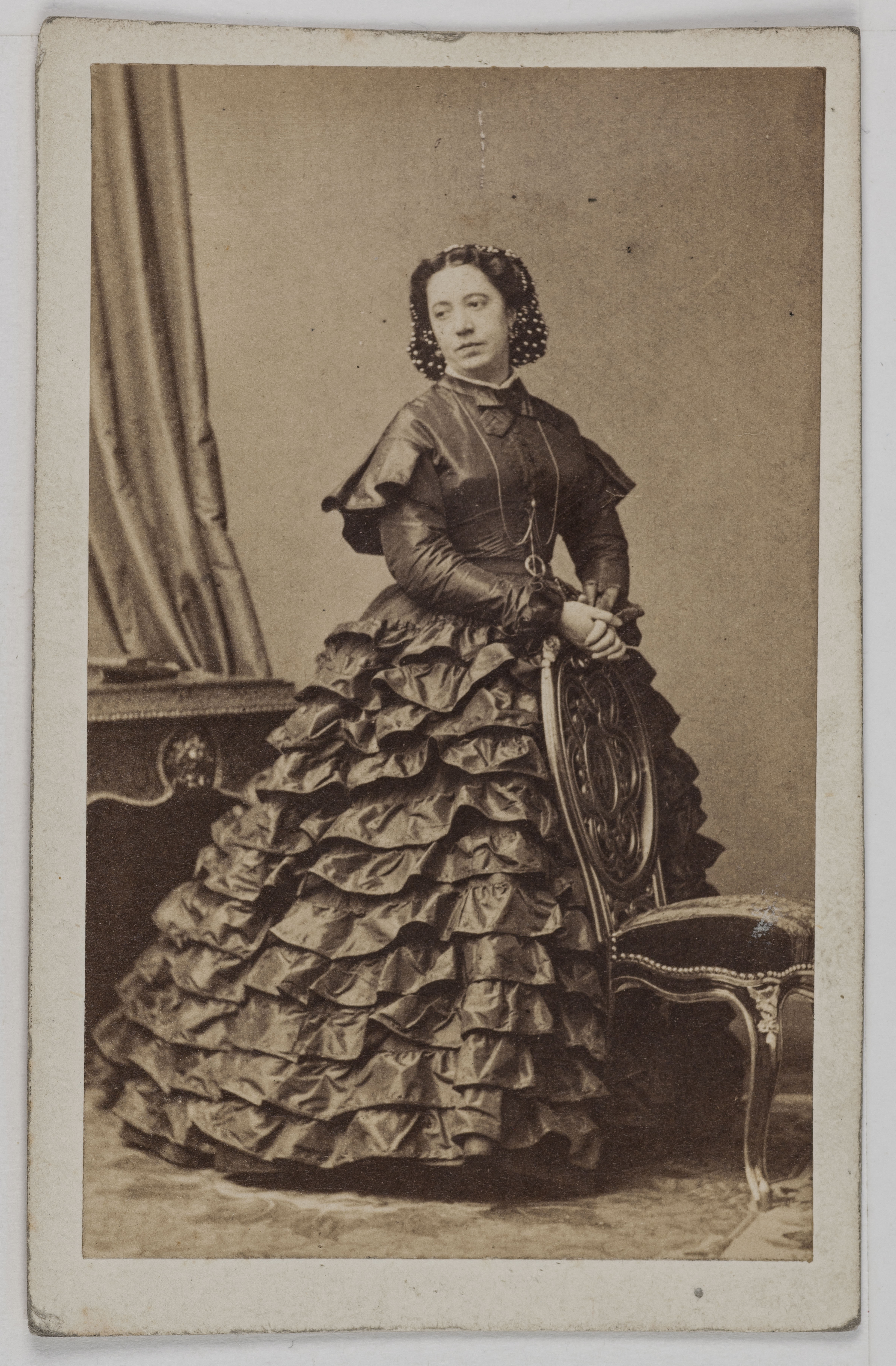 Disderi & Cie, Portrait de Pauline Viardot (née Pauline Garcia, 1821-1910), mezzo-soprano et compositrice.