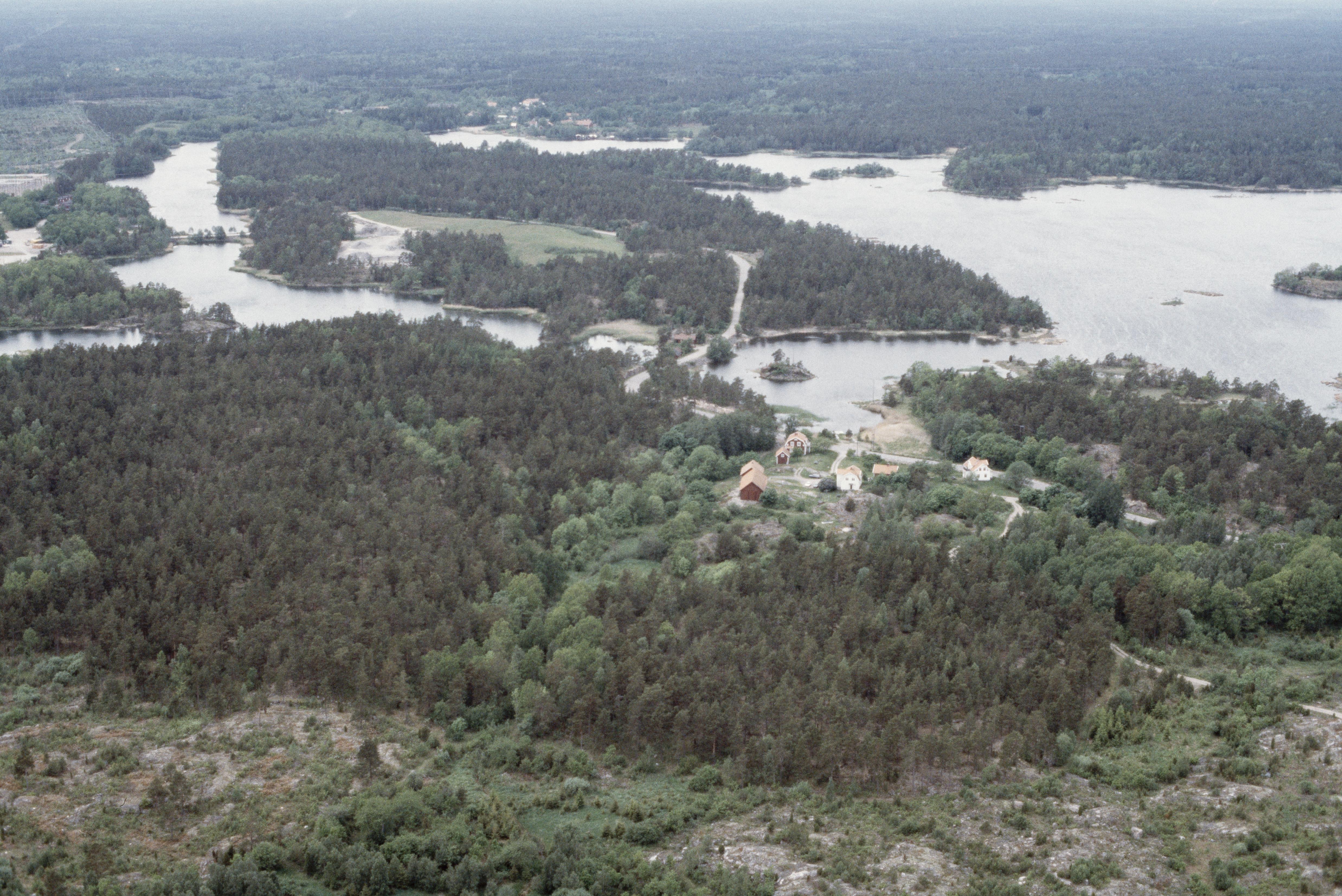 Jan Norrman, Ävrö