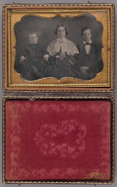 Unknown, [Group Portrait]
